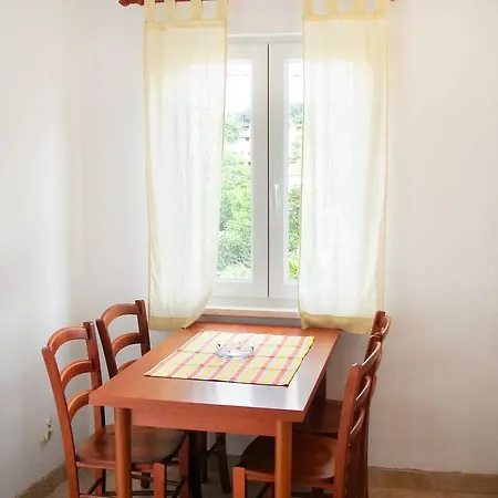 745b Apartamento Sutivan